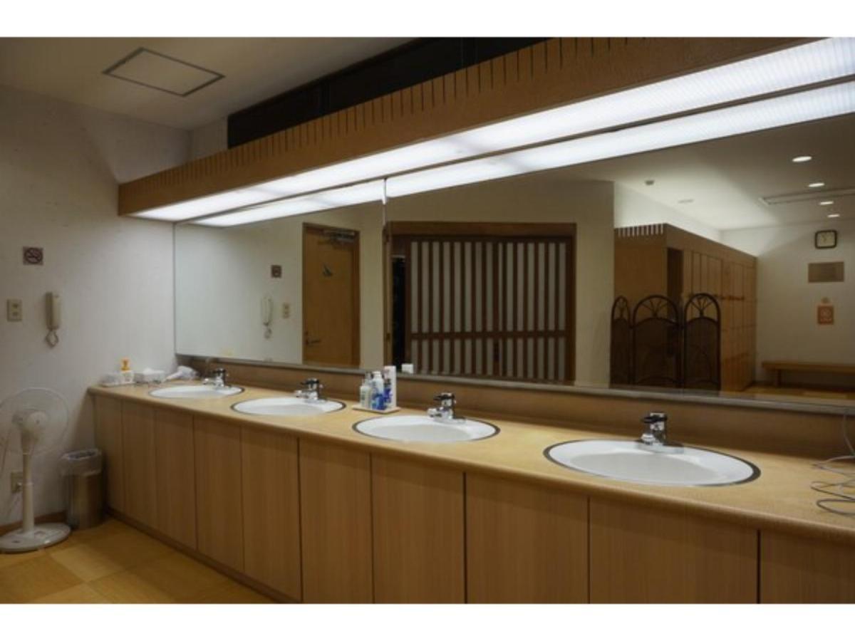 Hotel Plaza Arakawaoki สึชิอุระ ภายนอก รูปภาพ